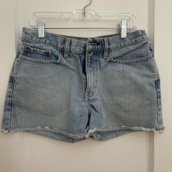 Tommy HIlfiger denim short size US4 in denim blue color - Picture 1 of 2